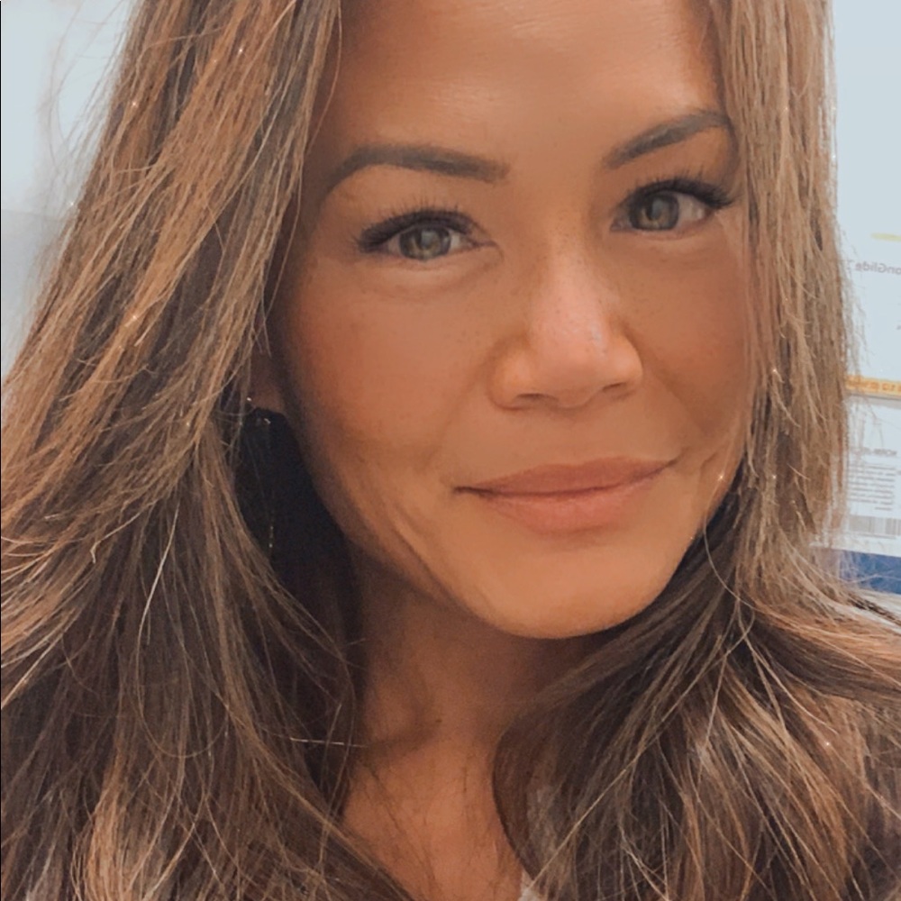 Meet your Posher, Jenny